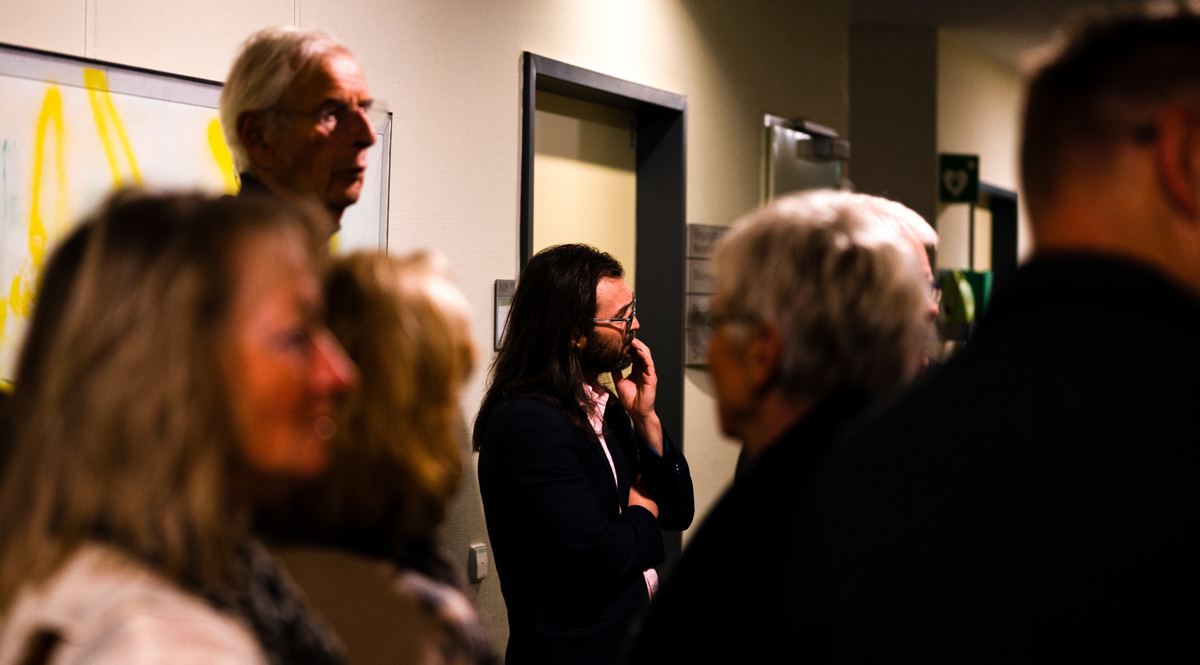 nicht_ganz_hier_vernissage (10).jpg